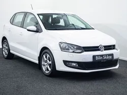 Vit Begagnad 2012 VW Polo Halvkombi | 69 900 kr (Marknadspris)