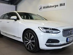 Vit Begagnad 2022 Volvo V90 Inscription Kombi | 319 900 kr (Marknadspris)