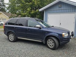 Blå Begagnad 2012 Volvo XC90 R-Design SUV | 99 000 kr (Marknadspris)