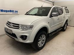 Vit Begagnad 2015 Mitsubishi L200 Pickup | 199 375 kr