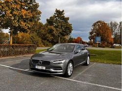 Grå Begagnad 2018 Volvo S90 Inscription Sedan | 295 000 kr (Marknadspris)