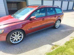 Röd Begagnad 2005 Volvo V50 Kombi | 28 000 kr (Marknadspris)