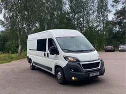Vit Begagnad 2018 Peugeot Boxer Van | 150 000 kr (Marknadspris)