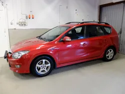 Mörkröd Begagnad 2010 Hyundai i30 Kombi | 57 000 kr (Dyr)