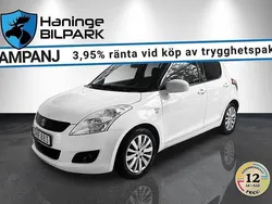 Vit Begagnad 2012 Suzuki Swift Halvkombi | 49 900 kr (Marknadspris)