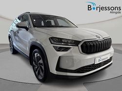 Vit Ny 2025 Skoda Kodiaq Selection SUV | 511 300 kr (Marknadspris)