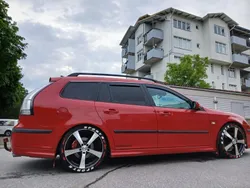Röd Begagnad 2006 Saab 9-3 Aero Kombi | 35 000 kr (Lite dyr)