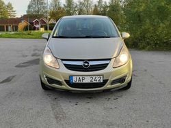 Grå Begagnad 2008 Opel Corsa Halvkombi | 31 900 kr (Marknadspris)
