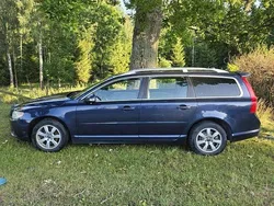Blå Begagnad 2010 Volvo V70 Summum Kombi | 42 000 kr (Superpris)