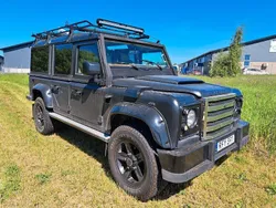 Svart Begagnad 2000 Land Rover Defender SUV | 219 900 kr