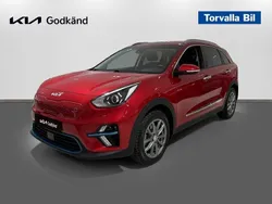 Röd Begagnad 2021 Kia e-Niro Advance SUV | 272 900 kr (Marknadspris)