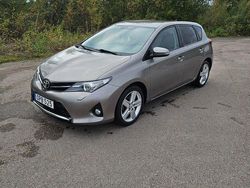 Brun Begagnad 2014 Toyota Auris Style Halvkombi | 90 000 kr (Superpris)