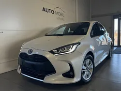 Vit Begagnad 2022 Mazda 2 Comfort Halvkombi | 229 900 kr (Dyr)
