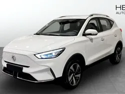 Vit (white) Begagnad 2023 MG ZS Comfort Sedan | 447 990 kr
