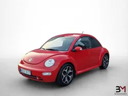 Röd Begagnad 2004 VW Beetle Highline Halvkombi | 39 900 kr (Marknadspris)