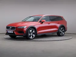 Röd Begagnad 2021 Volvo V60 CC Pro Kombi | 315 000 kr (Bra pris)