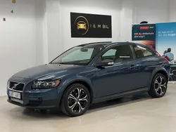 Blå Begagnad 2008 Volvo C30 Kinetic Halvkombi | 39 900 kr (Marknadspris)