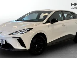 Vit (white) Begagnad 2023 MG MG4 EV Halvkombi | 259 900 kr