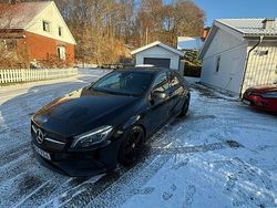 Begagnad 2017 Mercedes A200 AMG Halvkombi | 178 999 kr (Marknadspris)