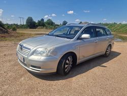 Silver Begagnad 2006 Toyota Avensis Kombi | 10 000 kr (Marknadspris)