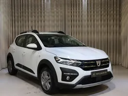 Vit Begagnad 2022 Dacia Sandero Stepway Halvkombi | 179 900 kr (Marknadspris)