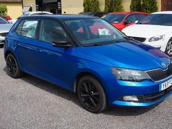 Blå Begagnad 2017 Skoda Fabia Style Halvkombi | 114 900 kr (Lite dyr)