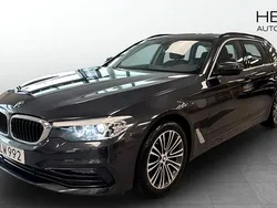 Grå (grey) Begagnad 2019 BMW 520 Sport Line Kombi | 249 900 kr (Marknadspris)