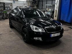 Svart Begagnad 2012 Skoda Octavia Elegance Halvkombi | 64 995 kr (Bra pris)