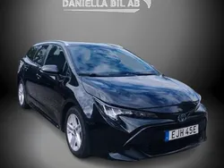 Svart Begagnad 2022 Toyota Corolla Active Kombi | 164 999 kr (Bra pris)