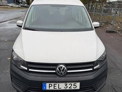 Vit Begagnad 2017 VW Caddy Minibuss | 145 000 kr (Dyr)