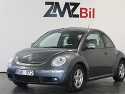 Mörkgrå Begagnad 2006 VW Beetle Halvkombi | 39 900 kr (Marknadspris)
