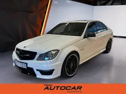 Vit Begagnad 2011 Mercedes C63 AMG AMG Sedan | 459 900 kr (Marknadspris)