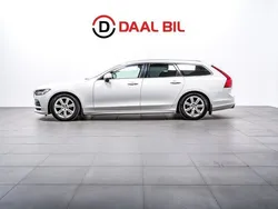 Vit Begagnad 2018 Volvo V90 Momentum Kombi | 188 700 kr (Marknadspris)