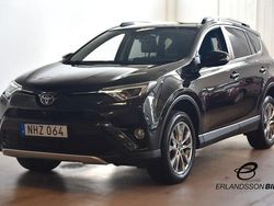 Svart Begagnad 2016 Toyota RAV4 Executive SUV | 174 900 kr (Marknadspris)