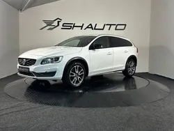 Vit Begagnad 2018 Volvo V60 CC Standard Kombi | 189 900 kr (Bra pris)