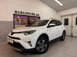 Vit Begagnad 2016 Toyota RAV4 Hybrid Active SUV | 219 900 kr (Marknadspris)