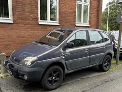 Blå Begagnad 2001 Renault Scénic Minibuss | 14 000 kr