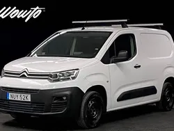 Vit Begagnad 2021 Citroën Berlingo Minibuss | 174 800 kr (Marknadspris)