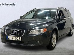 Grå Begagnad 2008 Volvo V70 Kombi | 34 900 kr (Marknadspris)
