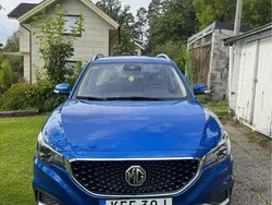 Blå Begagnad 2020 MG ZS Luxury Sedan | 150 000 kr (Superpris)