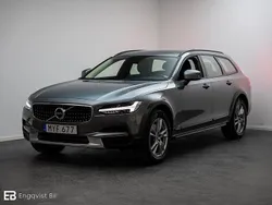 Grå Begagnad 2017 Volvo V90 CC Kinetic Kombi | 259 900 kr (Marknadspris)