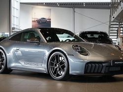 Grå Begagnad 2024 Porsche 911 | 1 979 000 kr