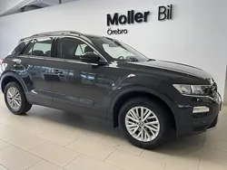 Grå Begagnad 2021 VW T-Roc Style SUV | 189 900 kr (Superpris)