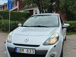 Silver Begagnad 2011 Renault Clio R.S. Halvkombi | 35 000 kr (Bra pris)