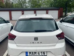 Vit Begagnad 2019 Seat Ibiza Style Halvkombi | 105 000 kr