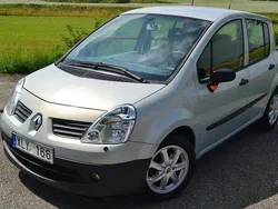 Grå Begagnad 2006 Renault Modus Minibuss | 19 800 kr (Marknadspris)