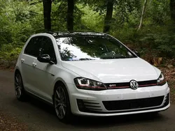 Vit Begagnad 2015 VW Golf VII GTI Halvkombi | 209 900 kr (Dyr)