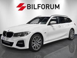 Vit Begagnad 2022 BMW 330 M Sport Kombi | 299 900 kr (Lite dyr)