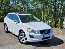 Vit Begagnad 2012 Volvo XC60 R-Design SUV | 95 000 kr (Dyr)