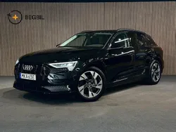 Svart Begagnad 2022 Audi e-tron Comfort SUV | 397 400 kr (Bra pris)